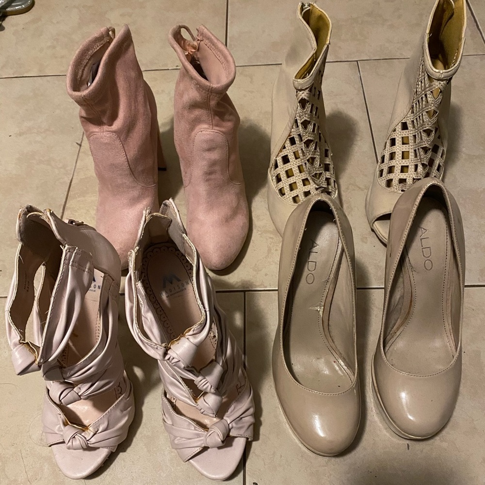 Nude bundle heels size 5 to 5.5